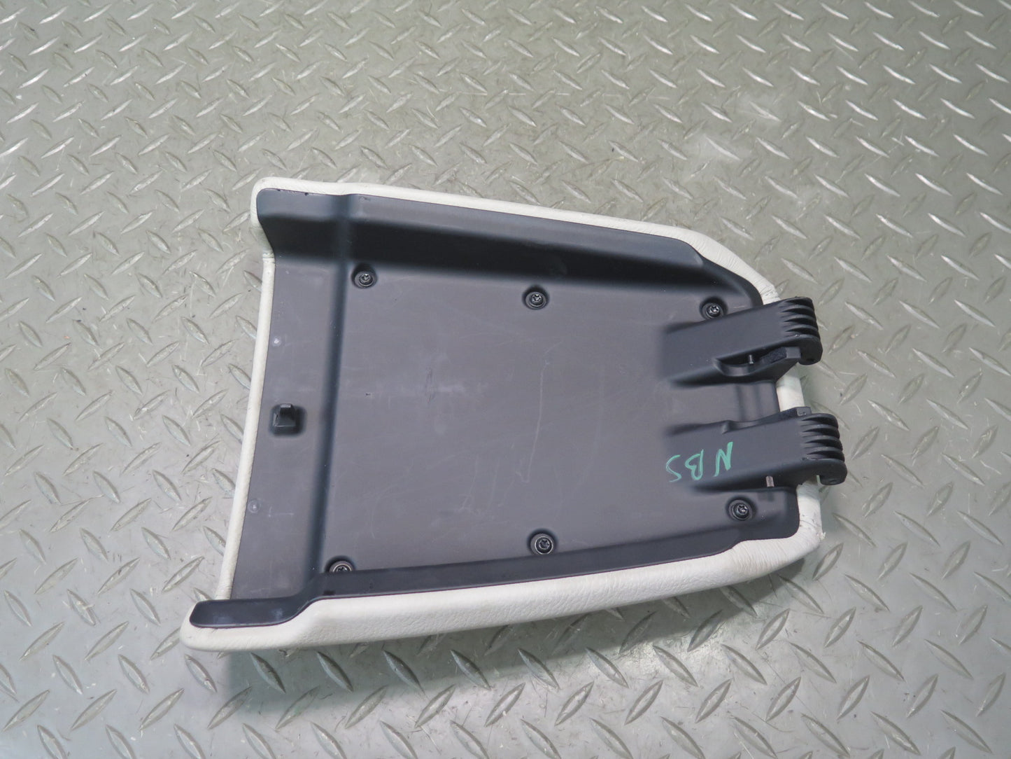 2006-2010 BMW E63 E64 M6 Center Console Leather Armrest Pad Cover