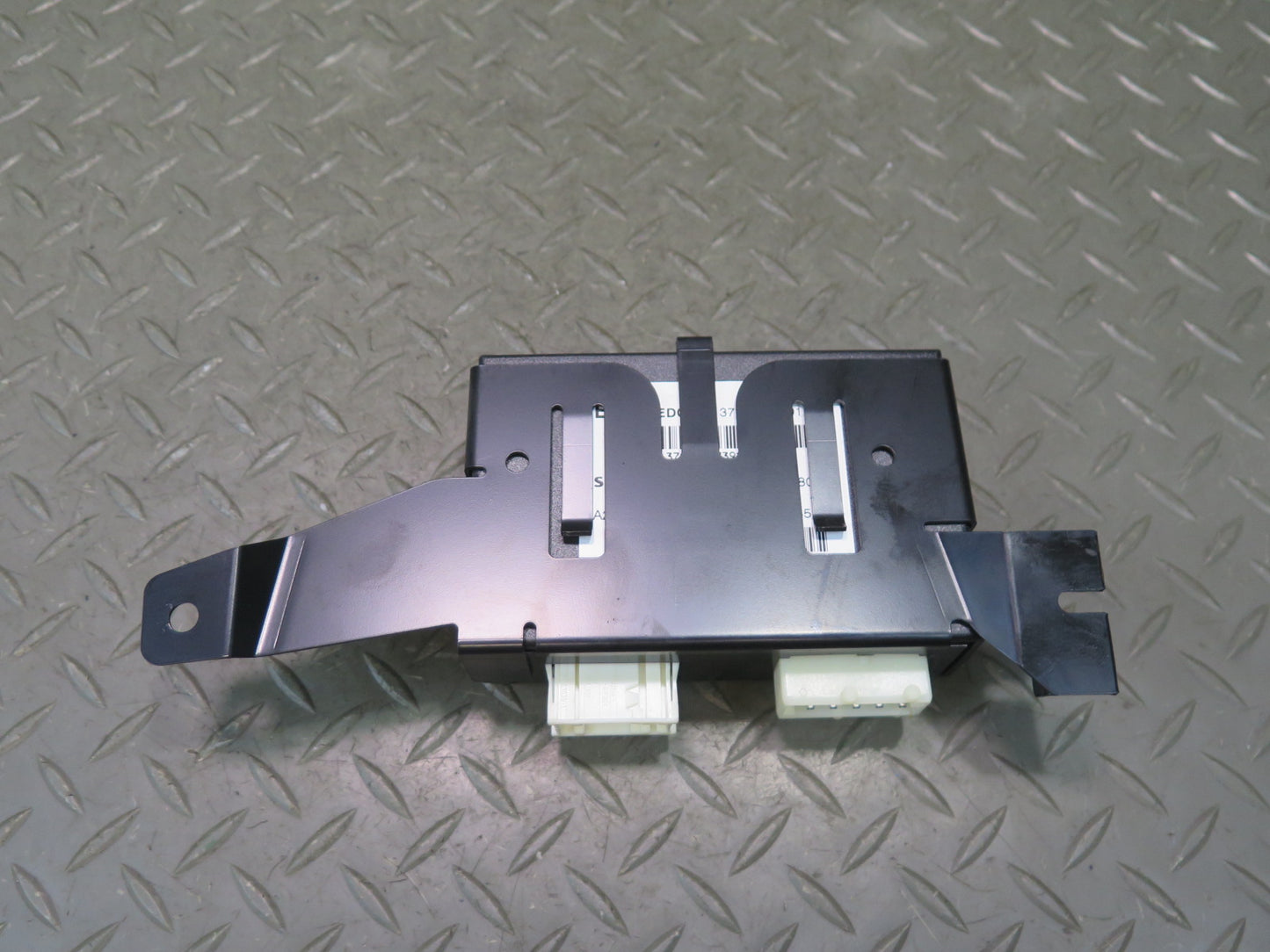 2006-2010 BMW E63 E64 M6 Suspension Damping Control Module