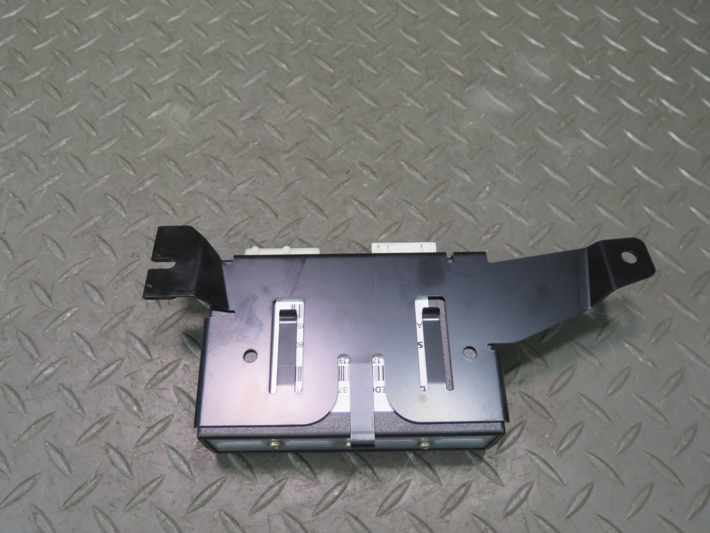 2006-2010 BMW E63 E64 M6 Suspension Damping Control Module