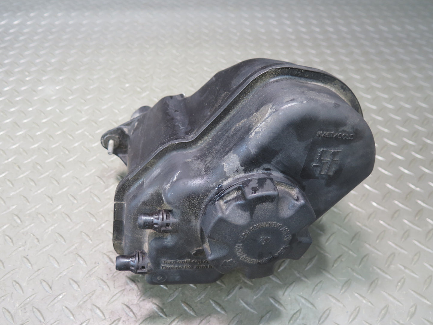2006-2010 BMW E63 E64 M6 Engine Coolant Expansion Overflow Reservoir Tank