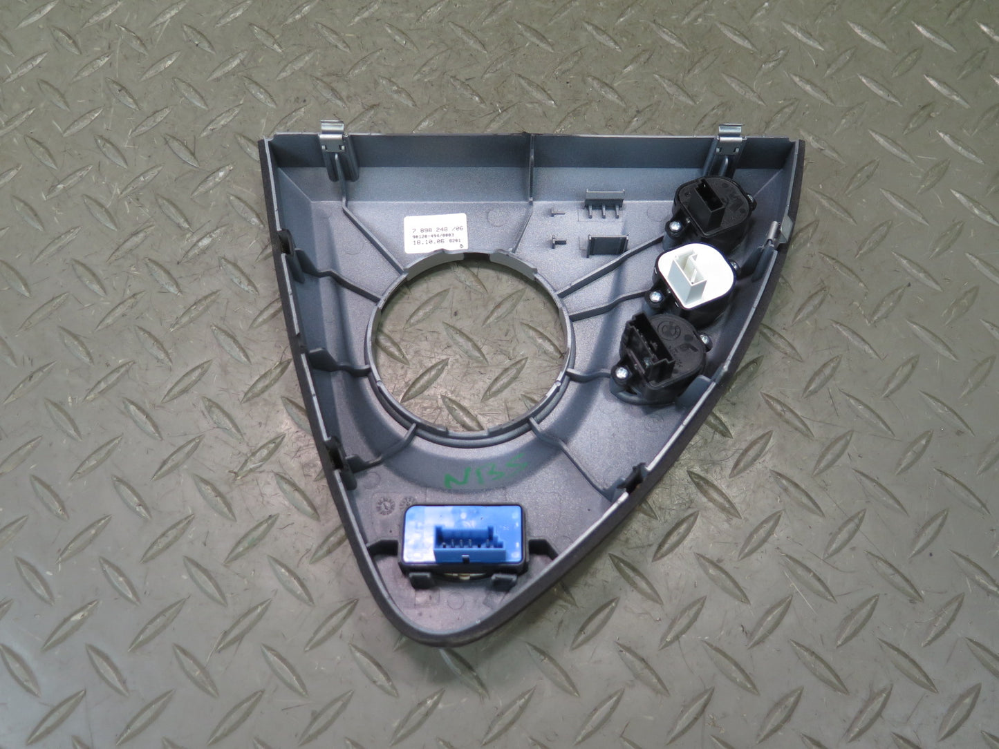 2006-2007 BMW E63 E64 M6 SMG Shifter Trim Bezel Cover Panel w Switches 7898248