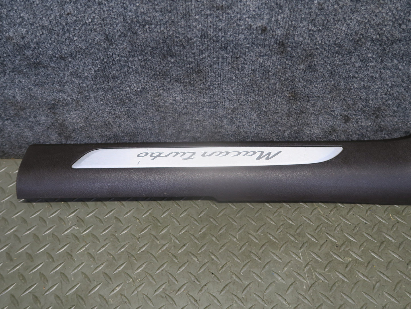 2015-2018 Porsche Macan Turbo Front Left & Right Door Scuff Sill Trim Panel Set