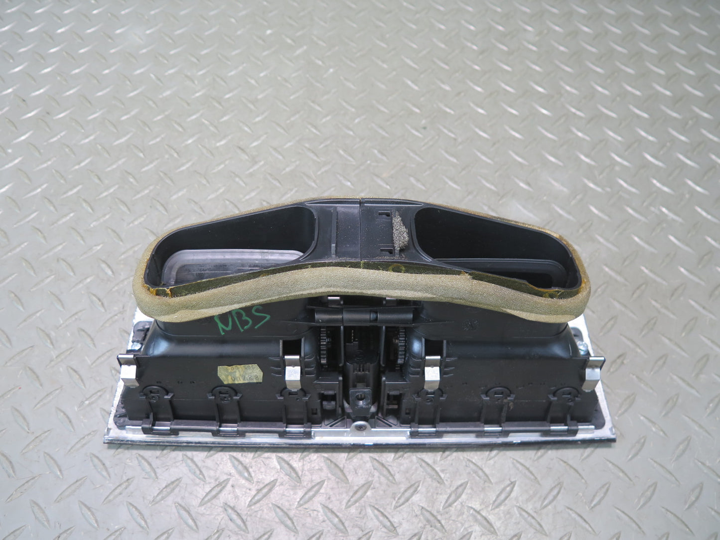 2006-2008 BMW E63 E64 M6 Dash Front Center A/C Air Vent Grille w Wood Trim