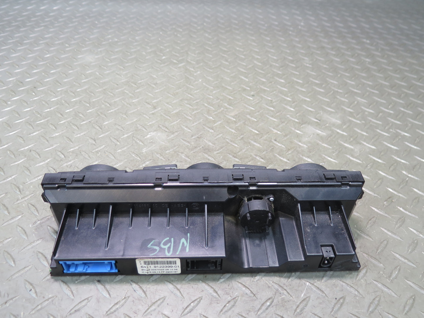 2006-2008 BMW E63 E64 M6 A/C Heater Climate Control Switch Panel 9122399