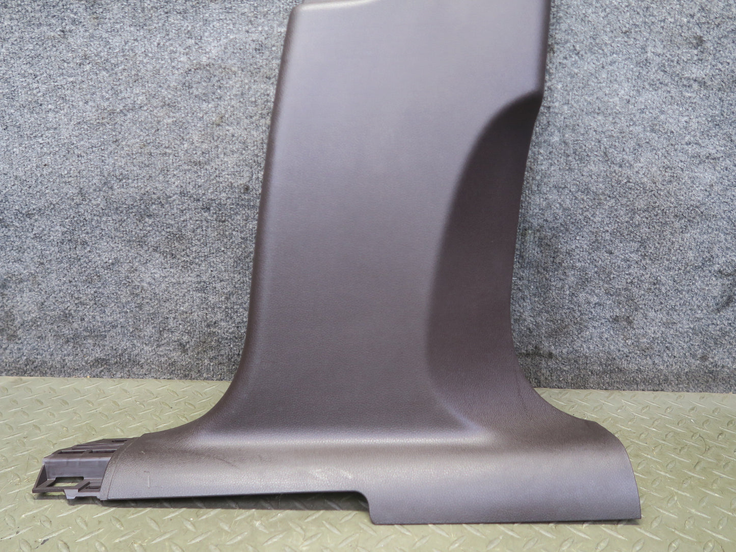 2015-2018 Porsche Macan Interior B Pillar Lower Trim Cover Panel Set of 2