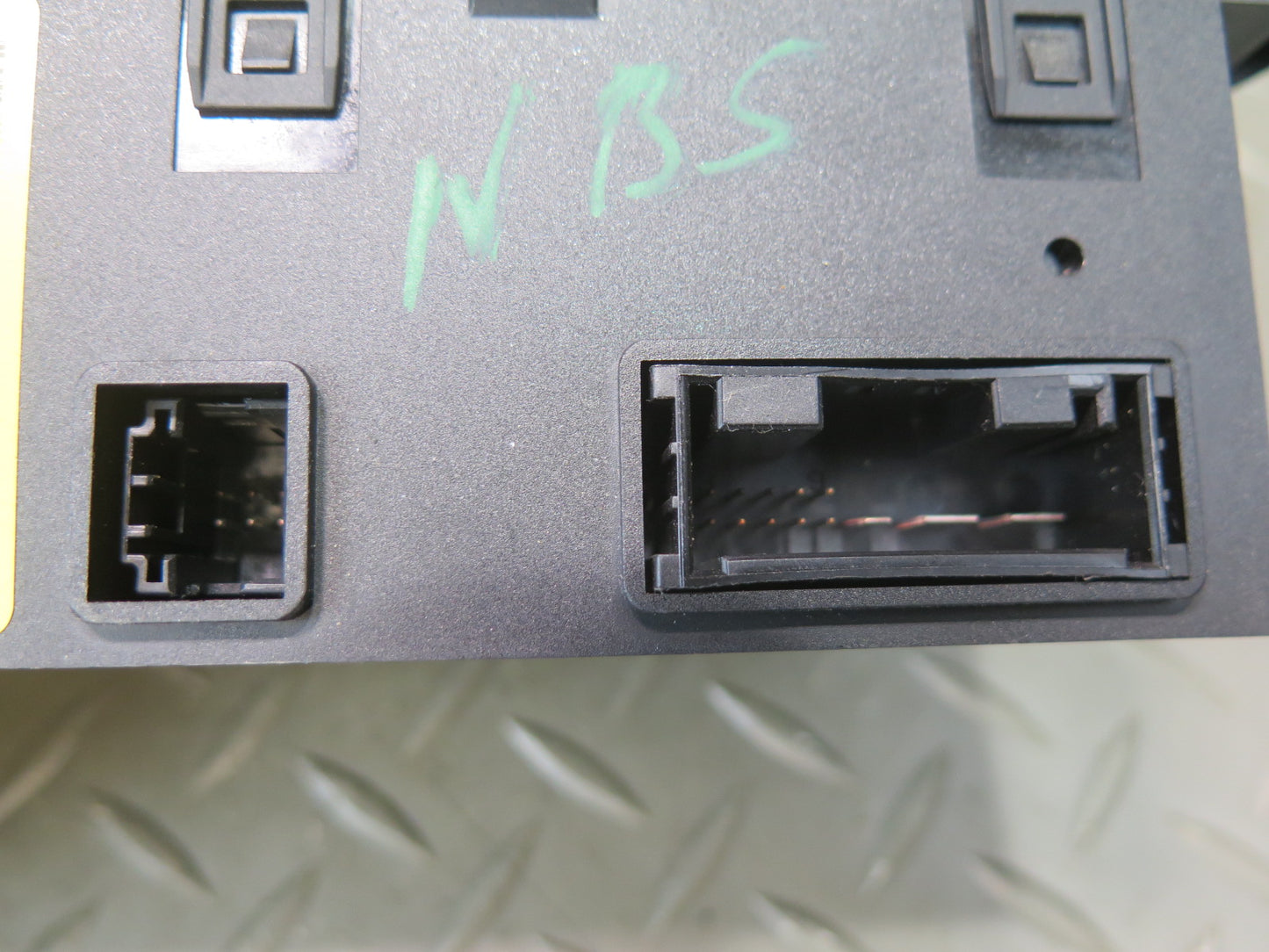 2006-2010 BMW E64 M6 Convertible TOP Roof PDC Heated Seat Switch Panel 9133273