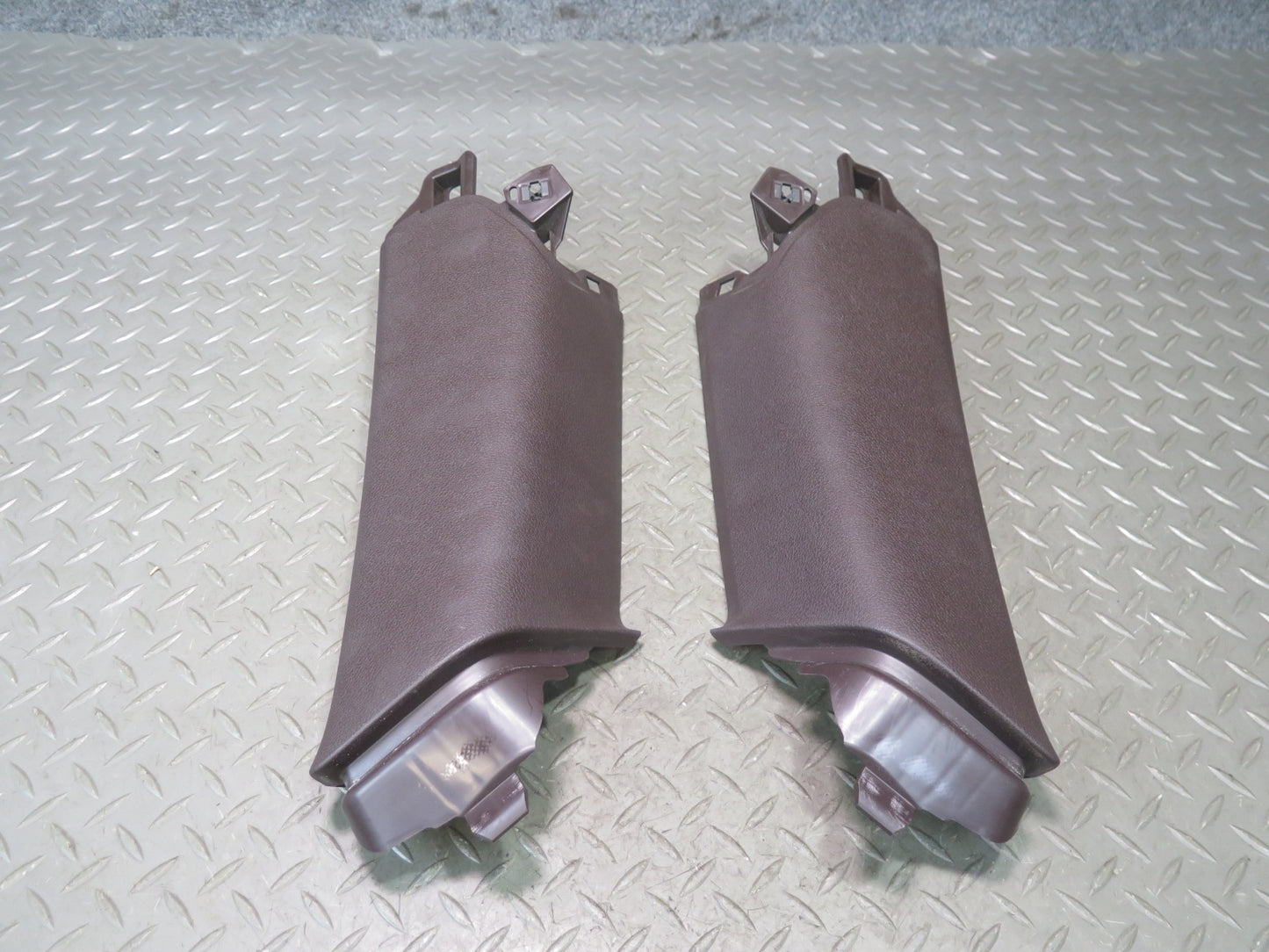 2015-2018 Porsche Macan Rear Interior C Pillar Trim Cover Panel Set of 2