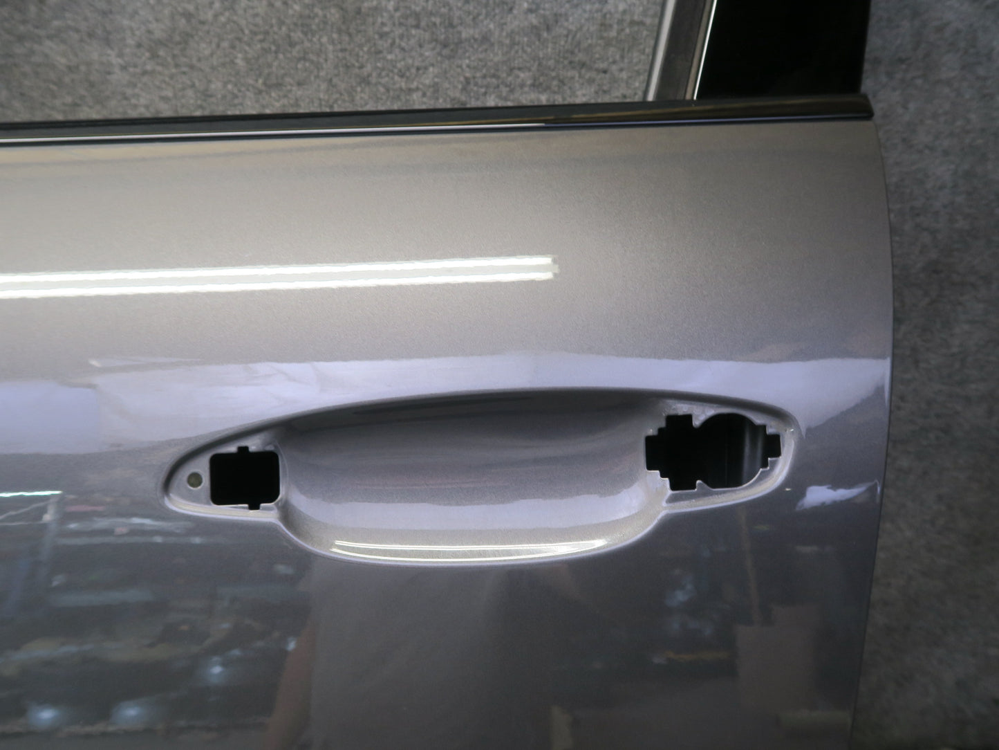 2015-2018 Porsche Macan Front Left Driver Side Door Shell Panel Gray