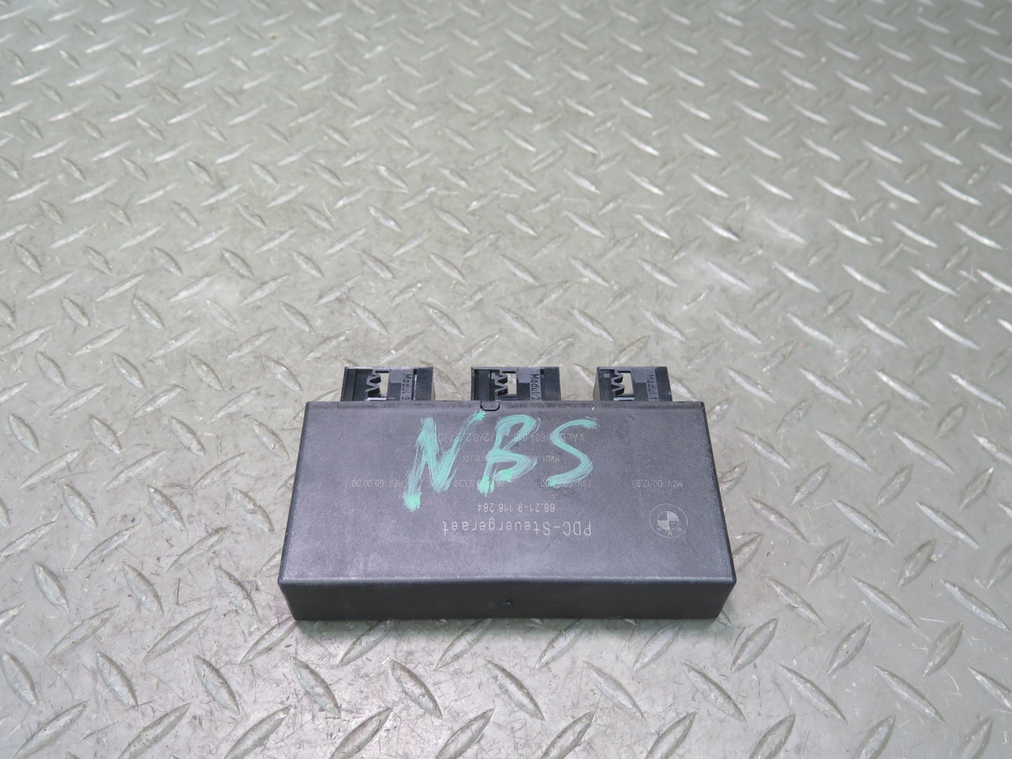 2006-2008 BMW E63 E64 M6 PDC Parking Distance Assist Control Module 9116264