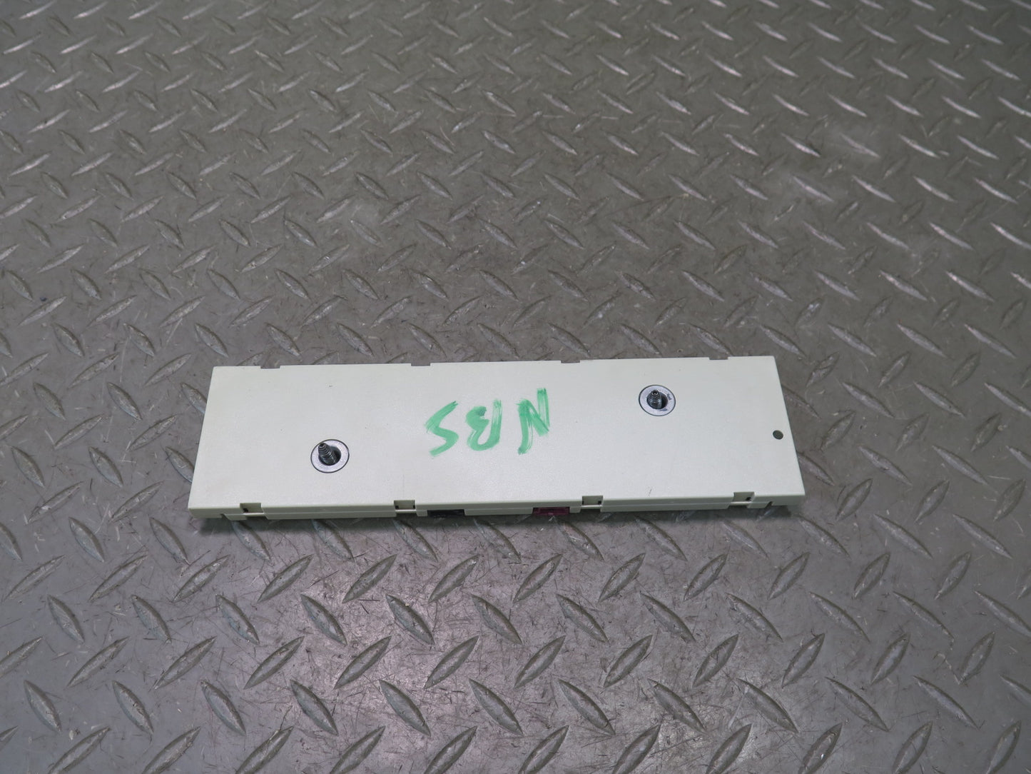 2006-2010 BMW E64 M6 Convertible Radio Antenna Diversity Amplifier AMP Module
