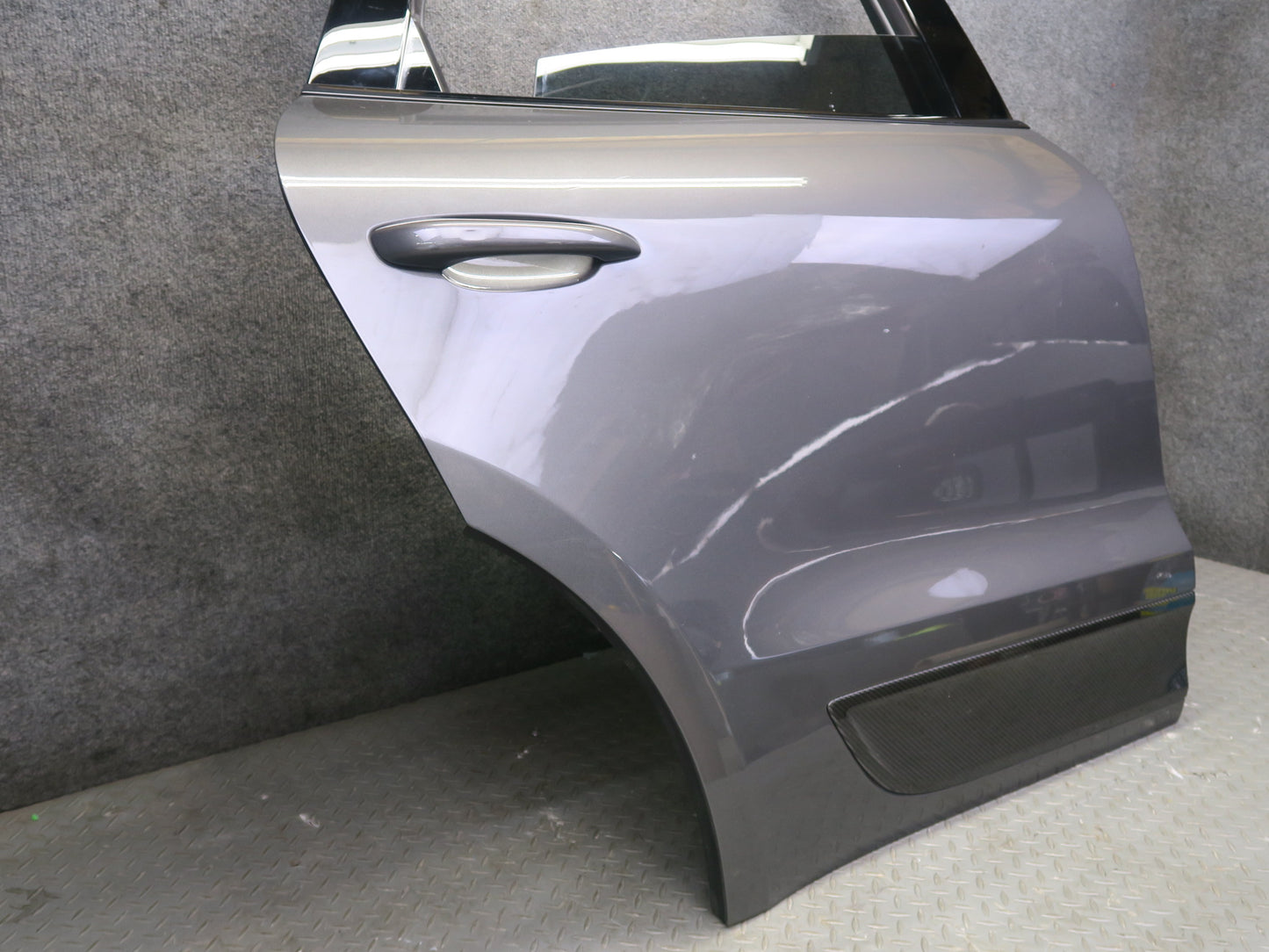 15-18 Porsche Macan Rear Right Door Shell Panel W/ Keyless Handle Window Motor