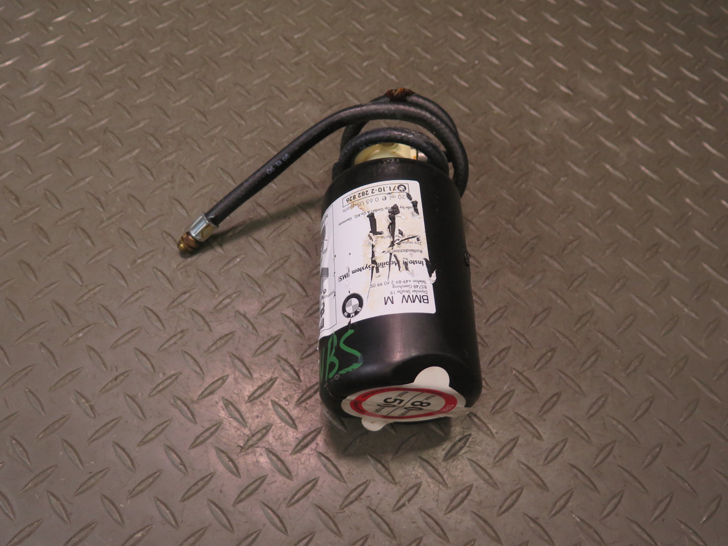 2006-2010 BMW E63 E64 M6 Tire Inflating Bottle Liquid Bottle
