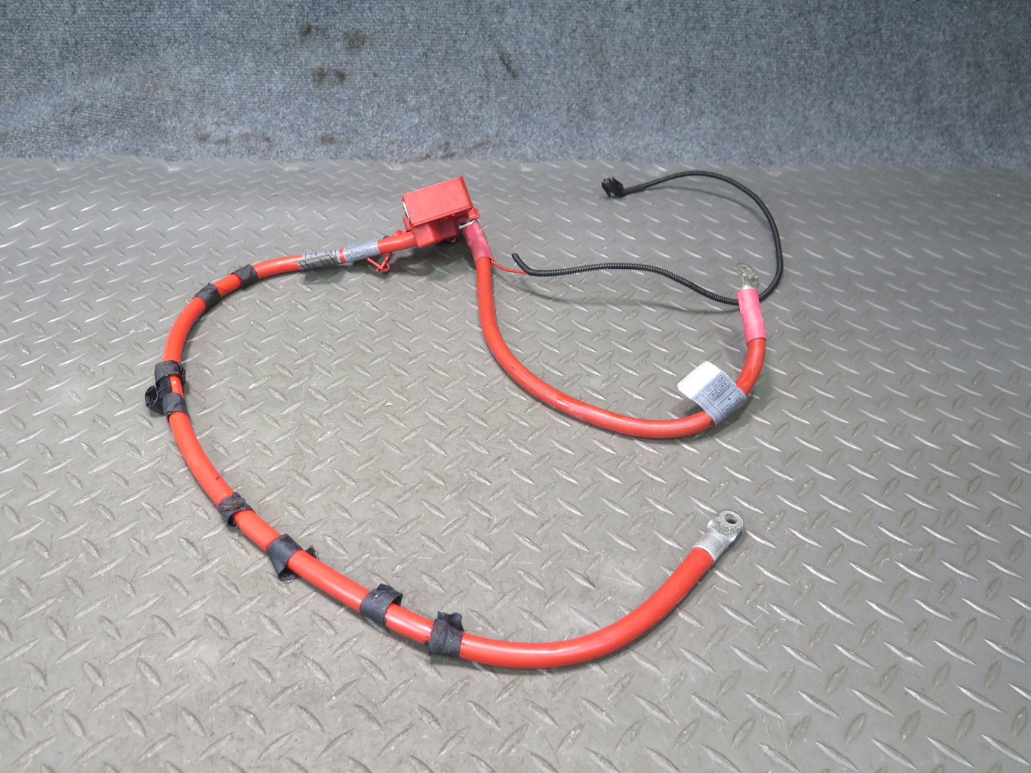 2006-2010 BMW E63 E64 M6 Positive & Negative Battery Terminal Cable Set of 2