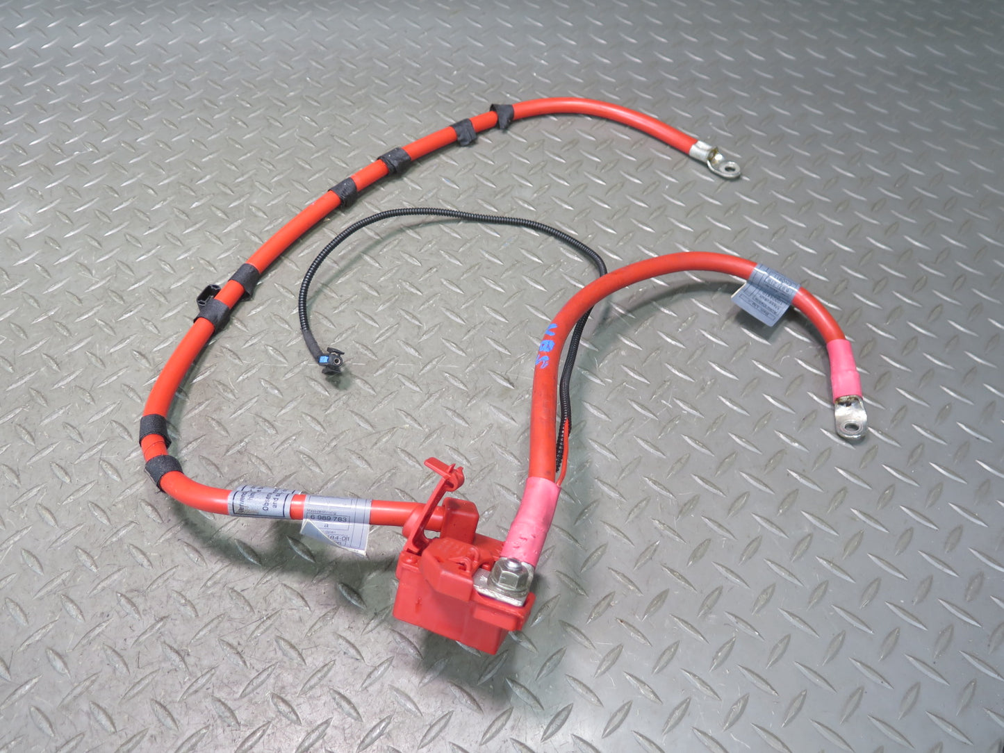 2006-2010 BMW E63 E64 M6 Positive & Negative Battery Terminal Cable Set of 2