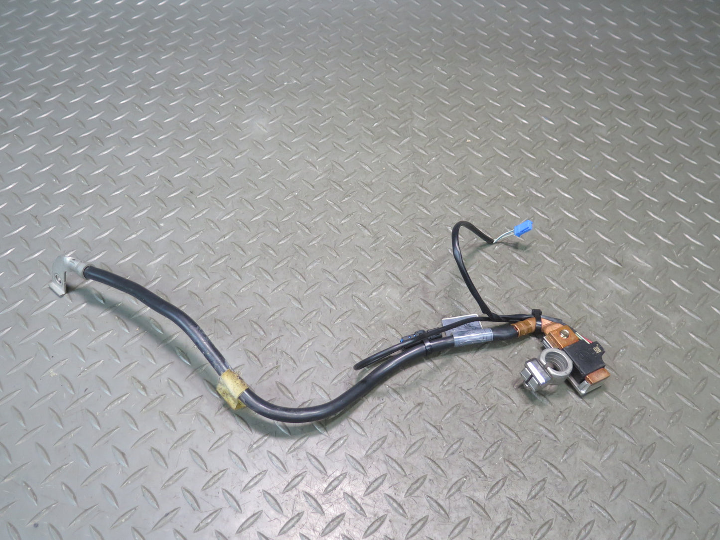 2006-2010 BMW E63 E64 M6 Positive & Negative Battery Terminal Cable Set of 2