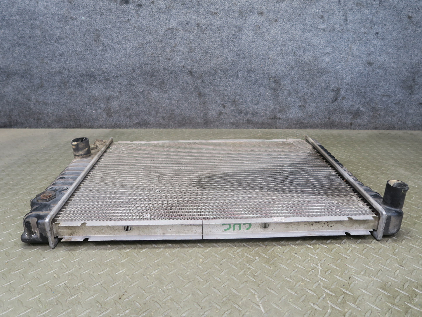 90-96 Chevrolet Corvette C4 M/T Engine Cooling Radiator 76K Miles OEM