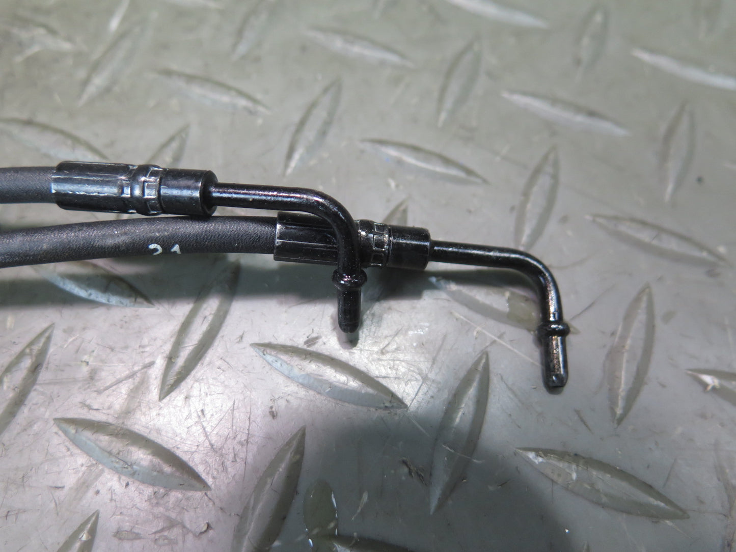 2006-2010 BMW E64 M6 Convertible TOP Roof Rear Left Hydraulic Cylinder