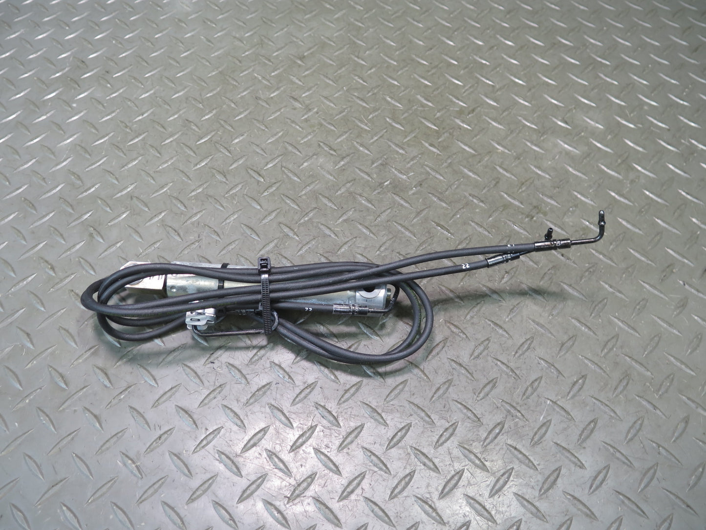 2006-2010 BMW E64 M6 Convertible TOP Roof Rear Left Hydraulic Cylinder