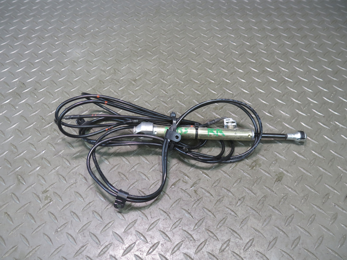 2006-2010 BMW E64 M6 Convertible TOP Roof Rear Right Hydraulic Cylinder