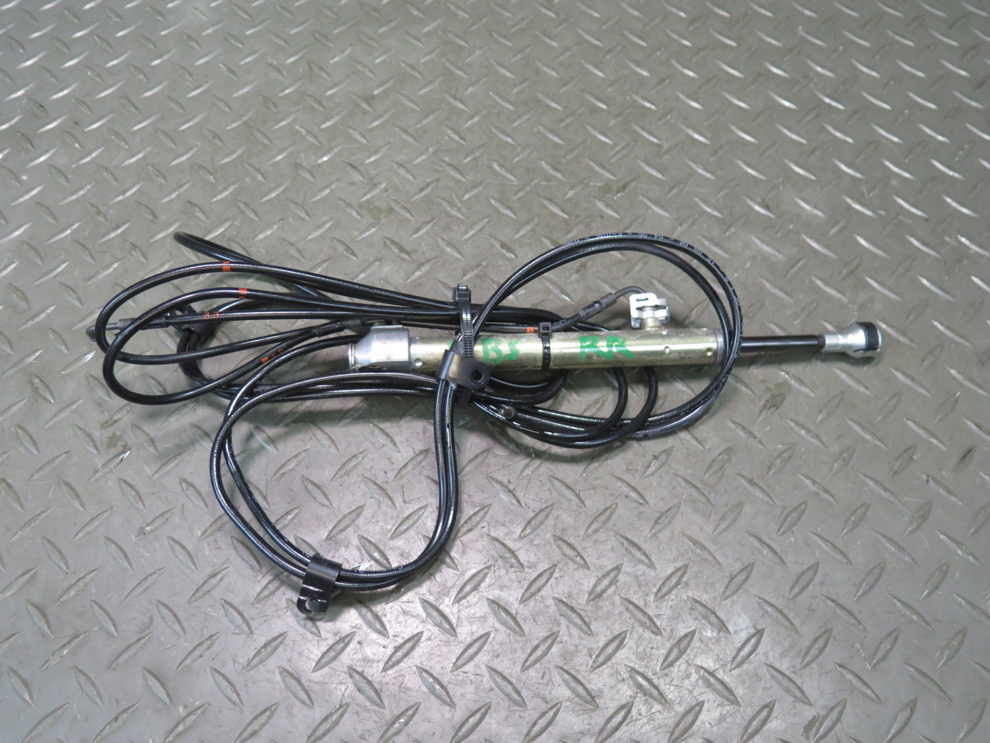2006-2010 BMW E64 M6 Convertible TOP Roof Rear Right Hydraulic Cylinder