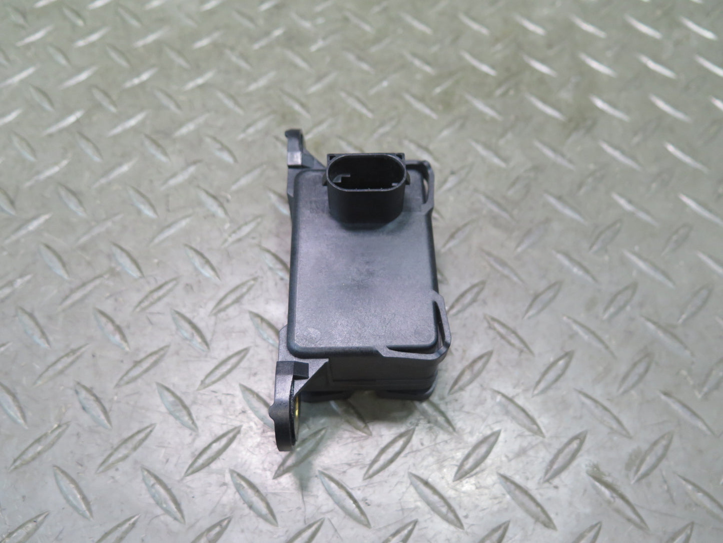 06-08 BMW E86 E85 Z4 N52 S54 ABS DSC YAW Speed Acceleration Sensor 6769174 OEM