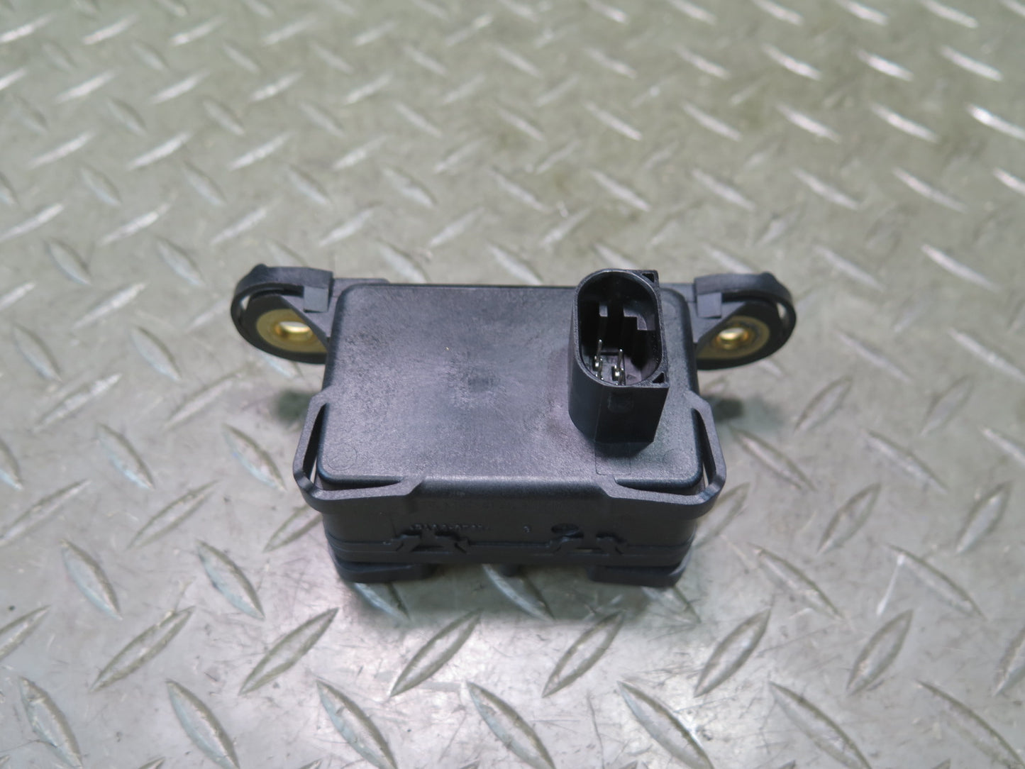 06-08 BMW E86 E85 Z4 N52 S54 ABS DSC YAW Speed Acceleration Sensor 6769174 OEM