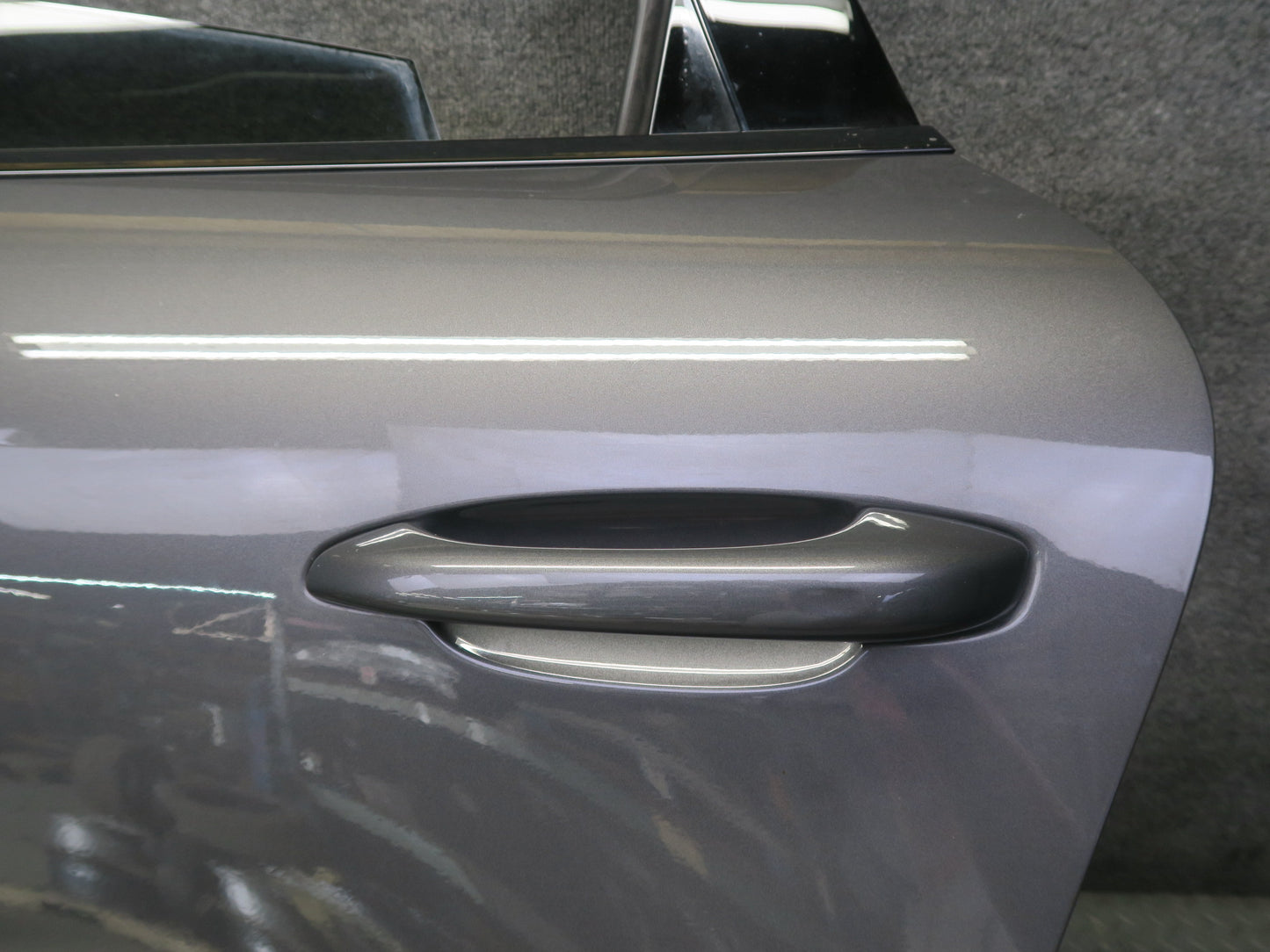 15-18 Porsche Macan Rear Left Door Shell Panel W/ Keyless Handle Window Motor