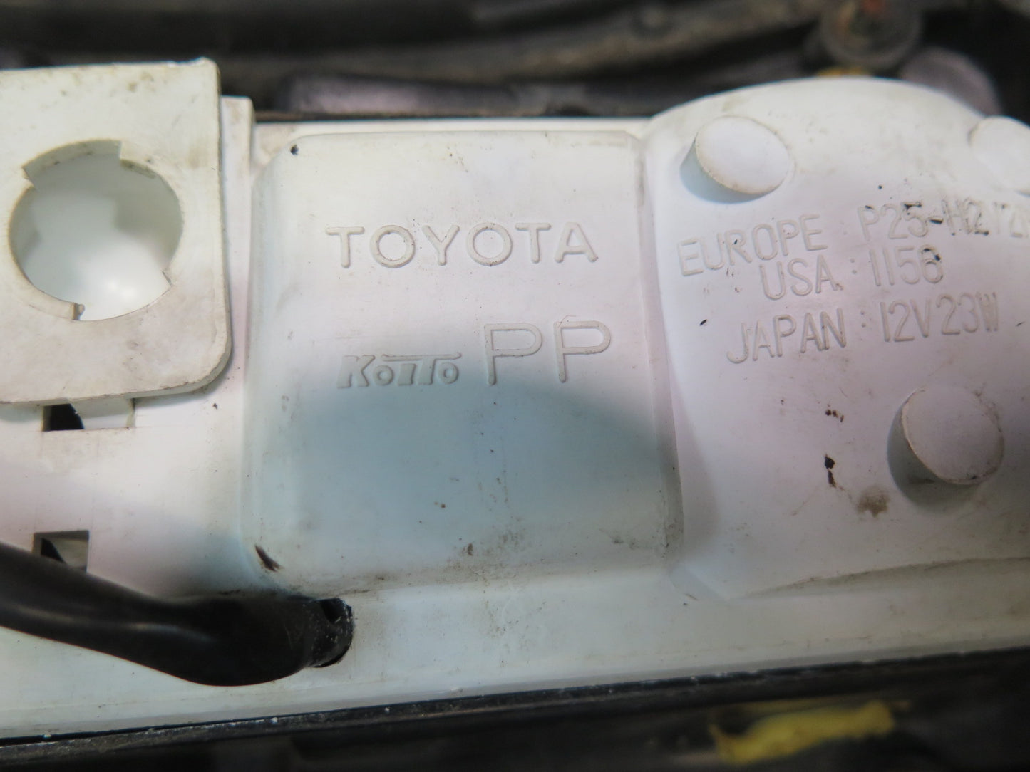 86-88 Toyota Supra MA70L MK3 Rear Right & Left Tail Light w Marker Light Set OEM