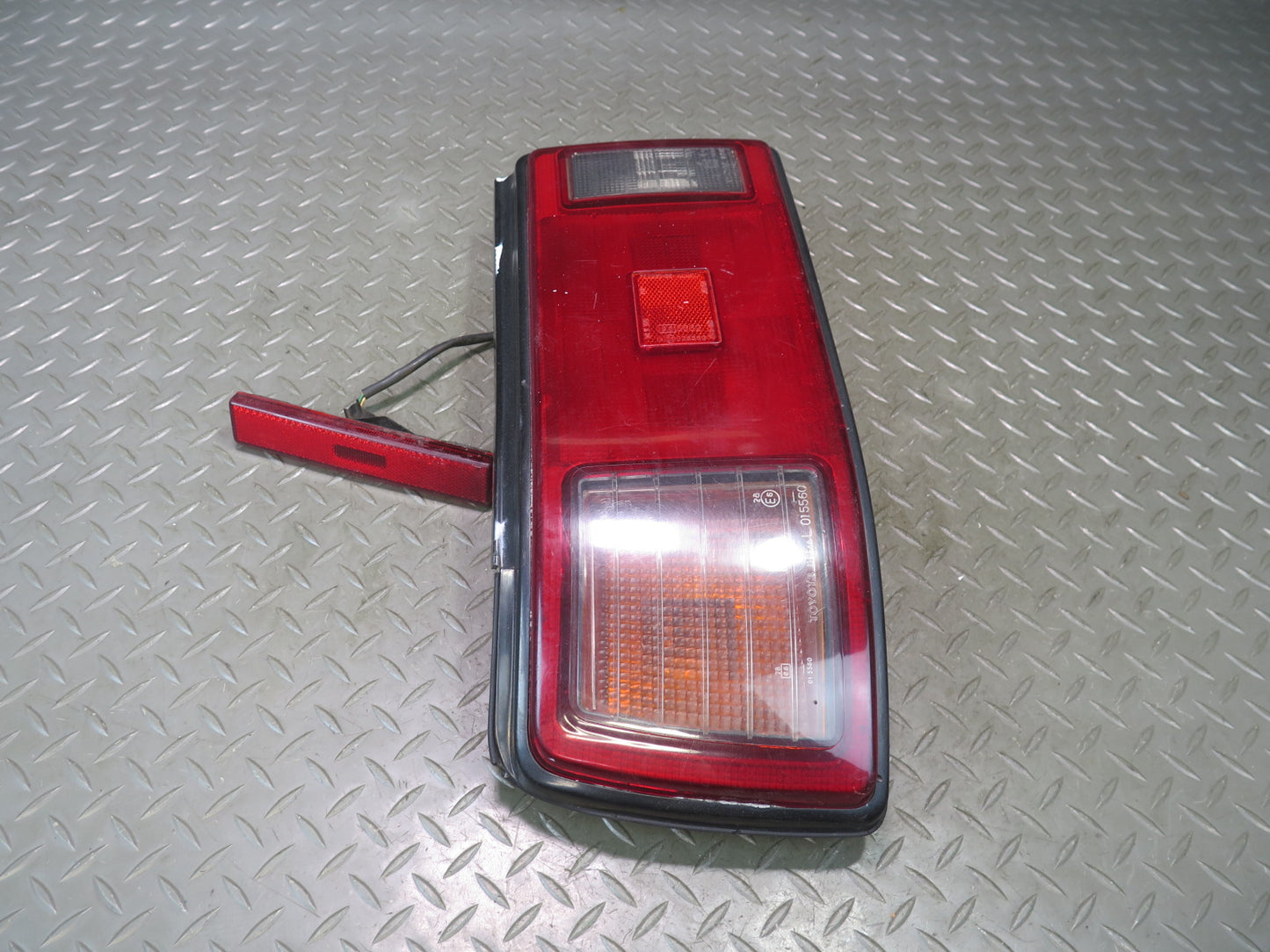 86-88 Toyota Supra MA70L MK3 Rear Right & Left Tail Light w Marker Light Set OEM