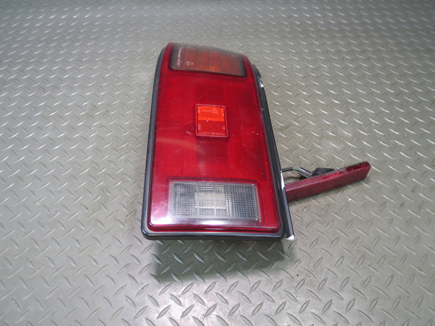 86-88 Toyota Supra MA70L MK3 Rear Right & Left Tail Light w Marker Light Set OEM