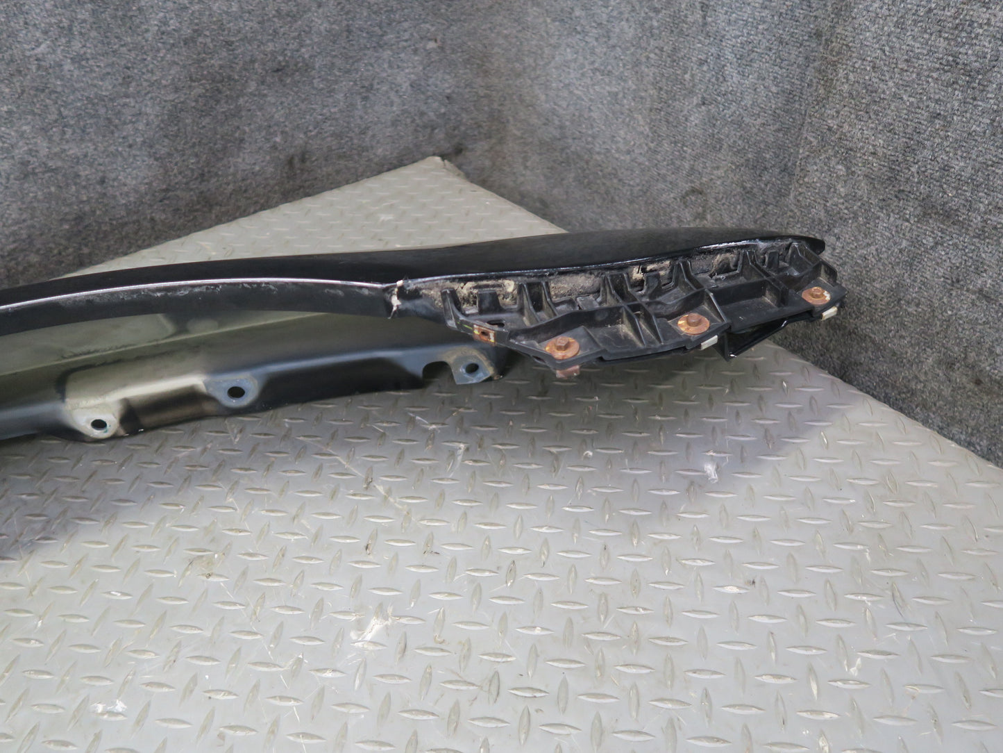 02-05 Ford Thunderbird Front Right Fender Shell Panel Cover Black OEM