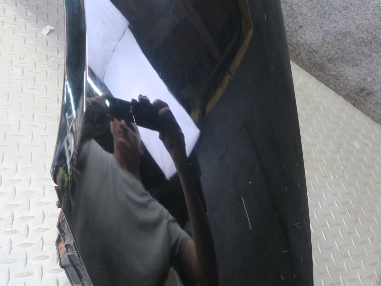 02-05 Ford Thunderbird Front Right Fender Shell Panel Cover Black OEM