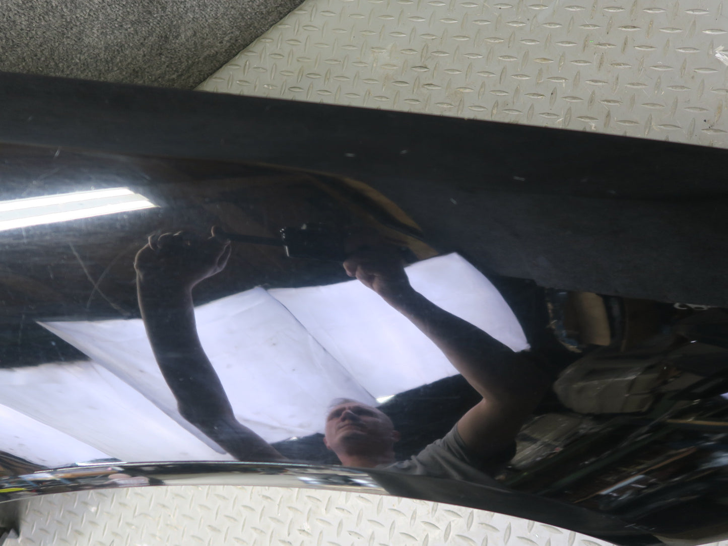 02-05 Ford Thunderbird Front Right Fender Shell Panel Cover Black OEM