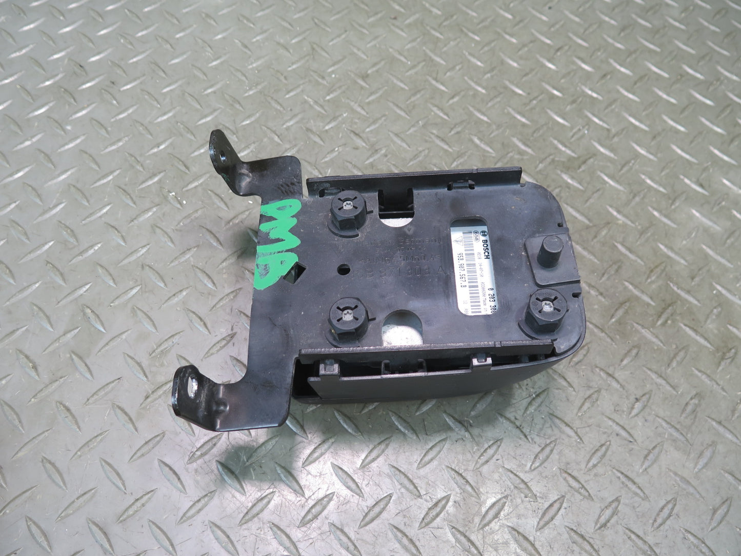 2015-2018 Porsche Macan ACC Distance Adaptive Cruise Radar Sensor W/ Housing