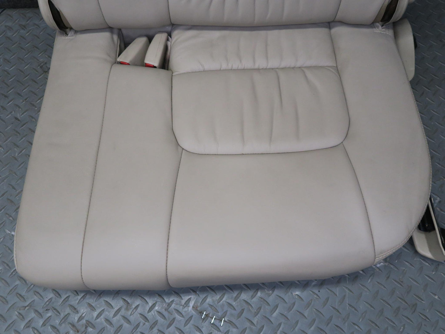 2003-2005 Lexus UZJ100L LX470 Rear Third 3RD ROW Left & Right Leather Seat Set