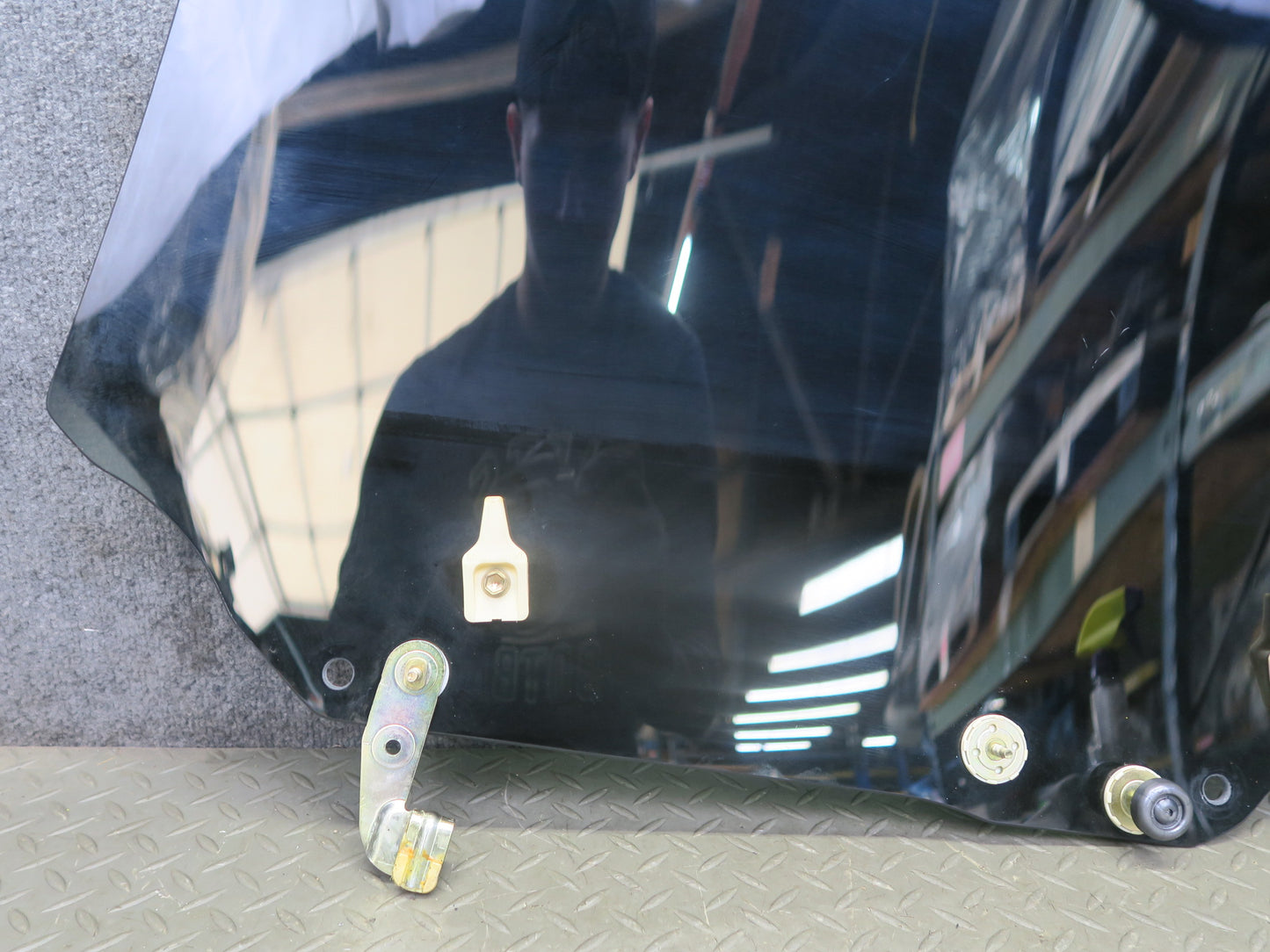 96-98 Nissan Stagea WGC34 Rear Right Door Window Tinted Glass OEM
