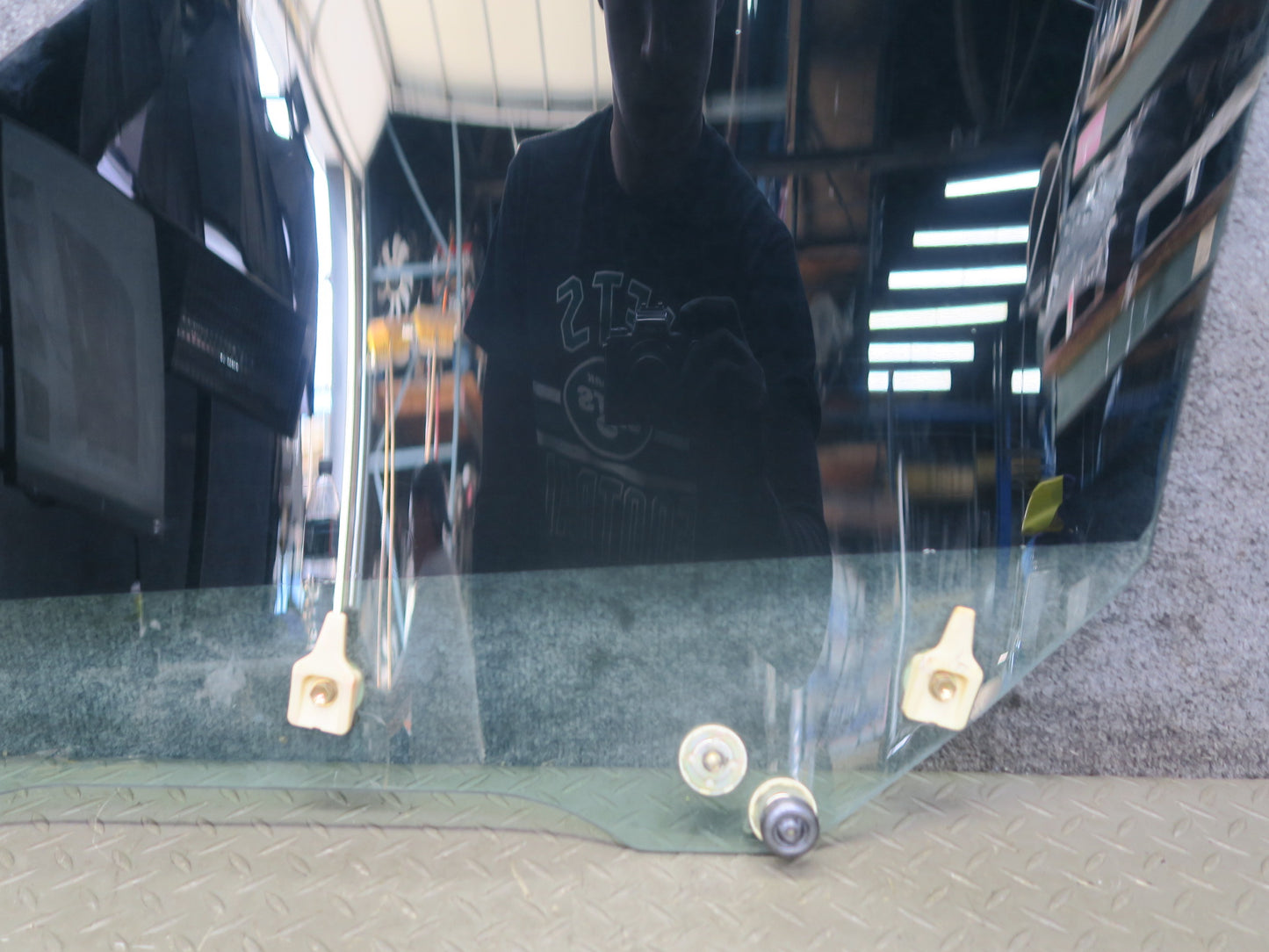 96-98 Nissan Stagea WGC34 Front Right Door Window Tinted Glass OEM