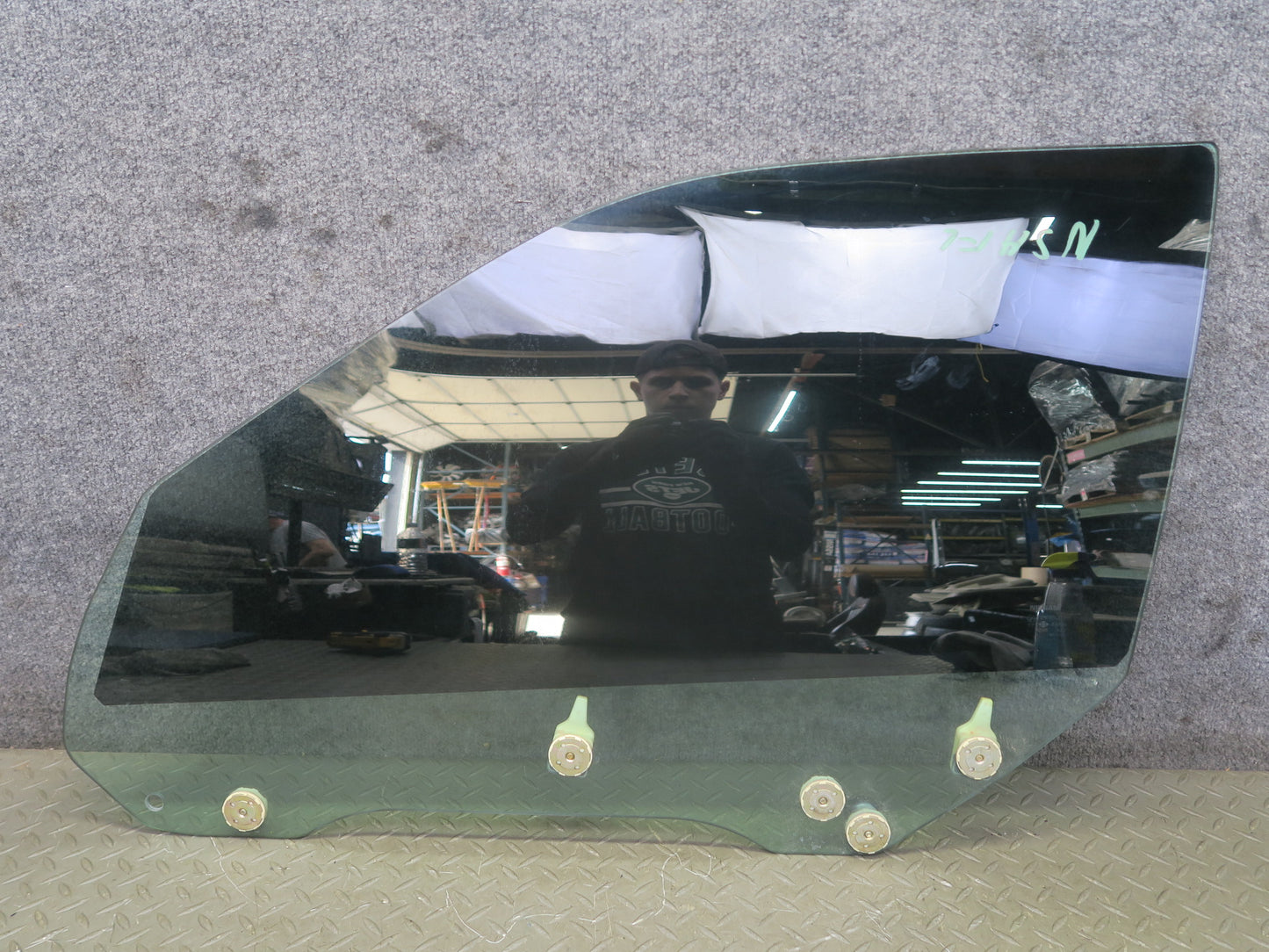 96-98 Nissan Stagea WGC34 Front Left Door Window Tinted Glass OEM