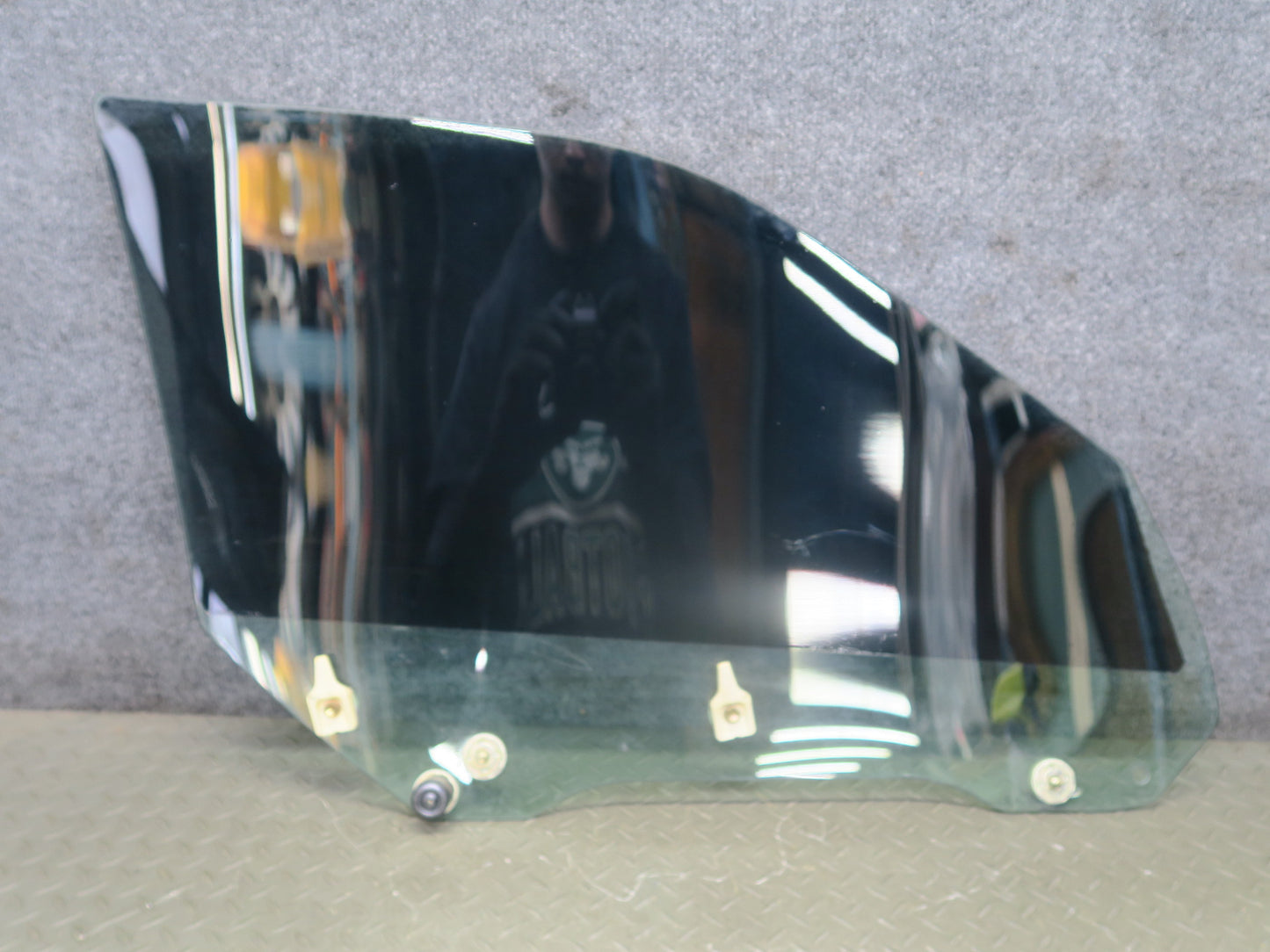 96-98 Nissan Stagea WGC34 Front Left Door Window Tinted Glass OEM