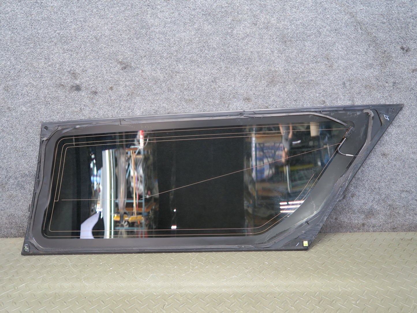 96-98 Nissan Stagea WGC34 Rear Left Quarter Window Heated Tinted Glass OEM