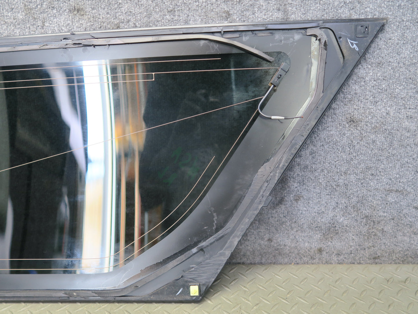 96-98 Nissan Stagea WGC34 Rear Left Quarter Window Heated Tinted Glass OEM