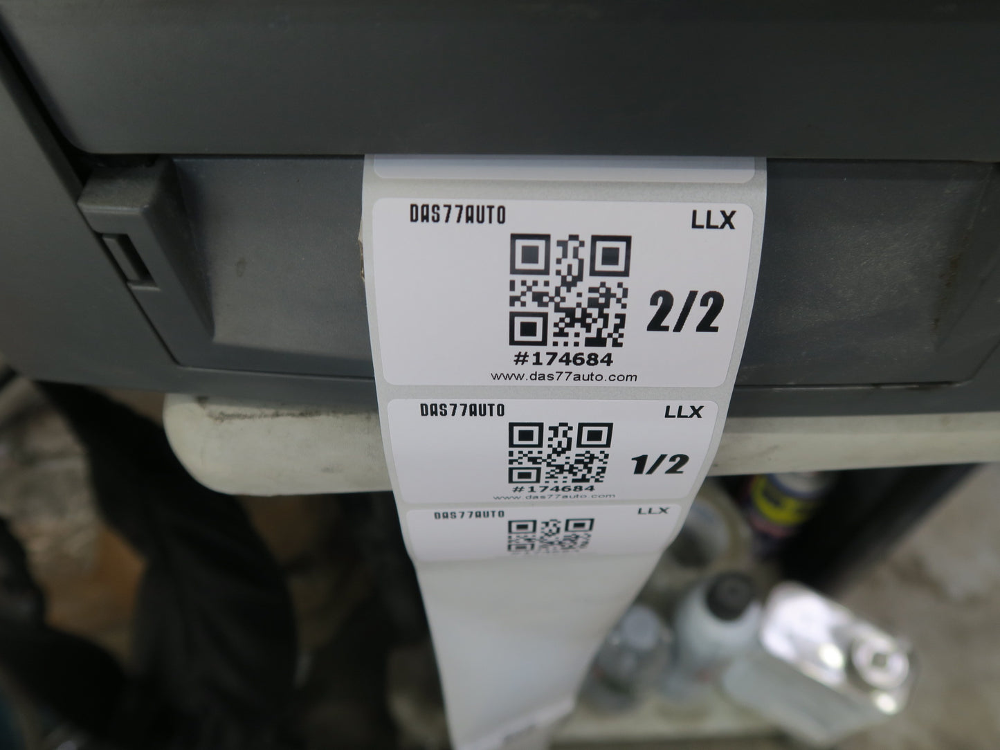 2004-2005 Lexus UZJ100L LX470 Rear Second 2ND ROW Left & Right Leather Seat Set