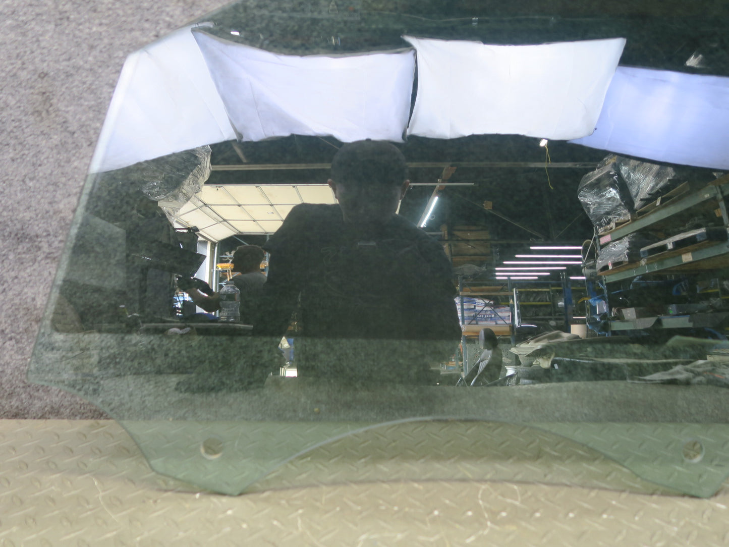 2015-2025 Porsche Macan Front Left Driver Side Door Glass Window