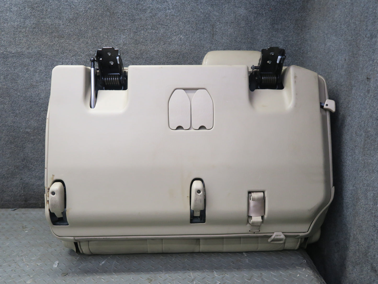 2004-2005 Lexus UZJ100L LX470 Rear Second 2ND ROW Left & Right Leather Seat Set