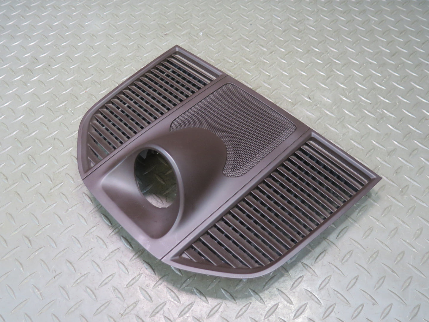 2015-2018 Porsche Macan Center Dashboard Airvent Speaker Trim Cover Grille