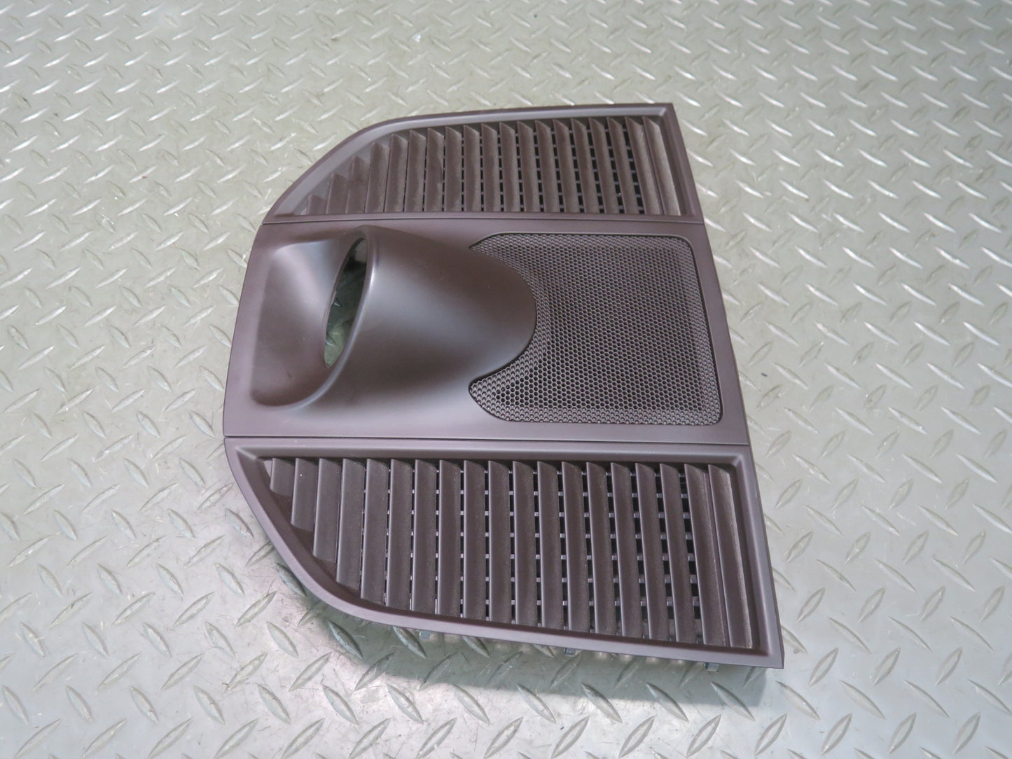 2015-2018 Porsche Macan Center Dashboard Airvent Speaker Trim Cover Grille