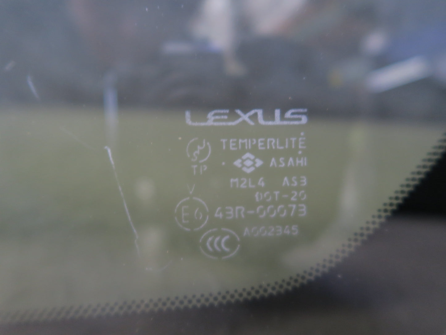 2004-2007 Lexus J100L LX470 Rear Left Driver Side Quarter Glass Window