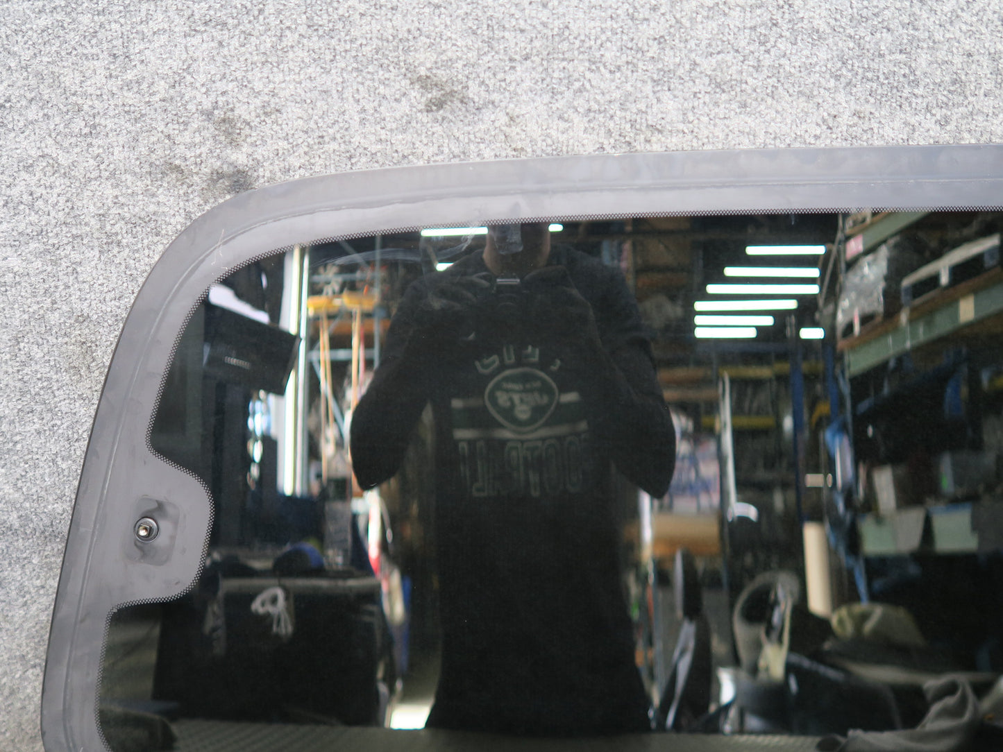 2004-2007 Lexus J100L LX470 Rear Left Driver Side Quarter Glass Window