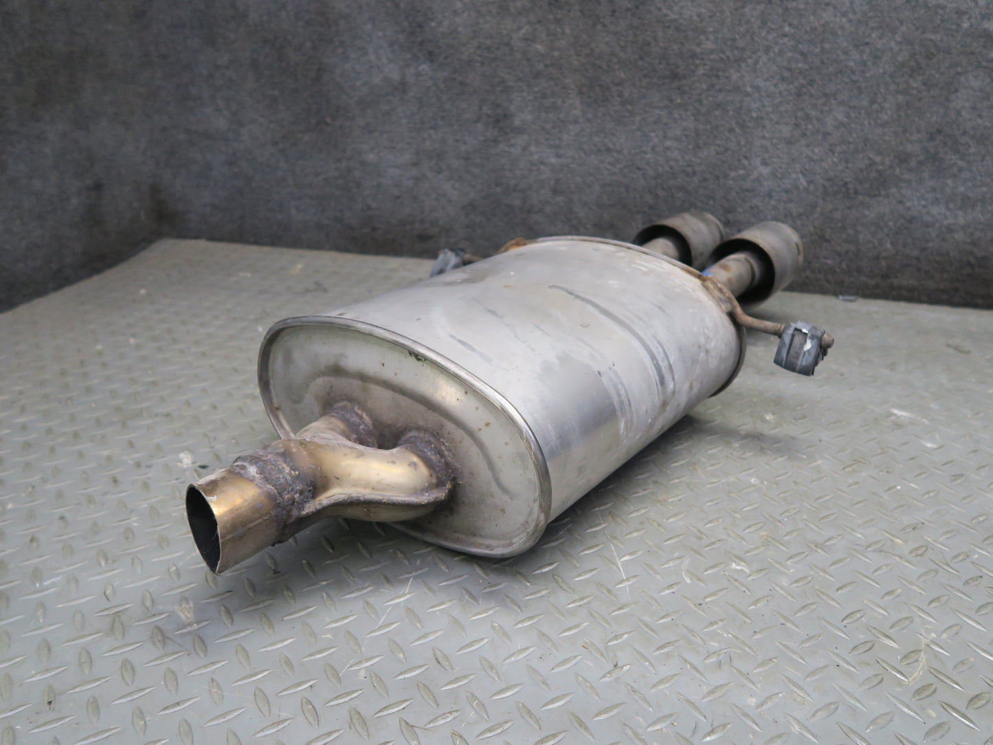 09-13 Mini Cooper S R56 R57 R58 R59 N18 Rear Exhaust Muffler w Tips 2756514 OEM