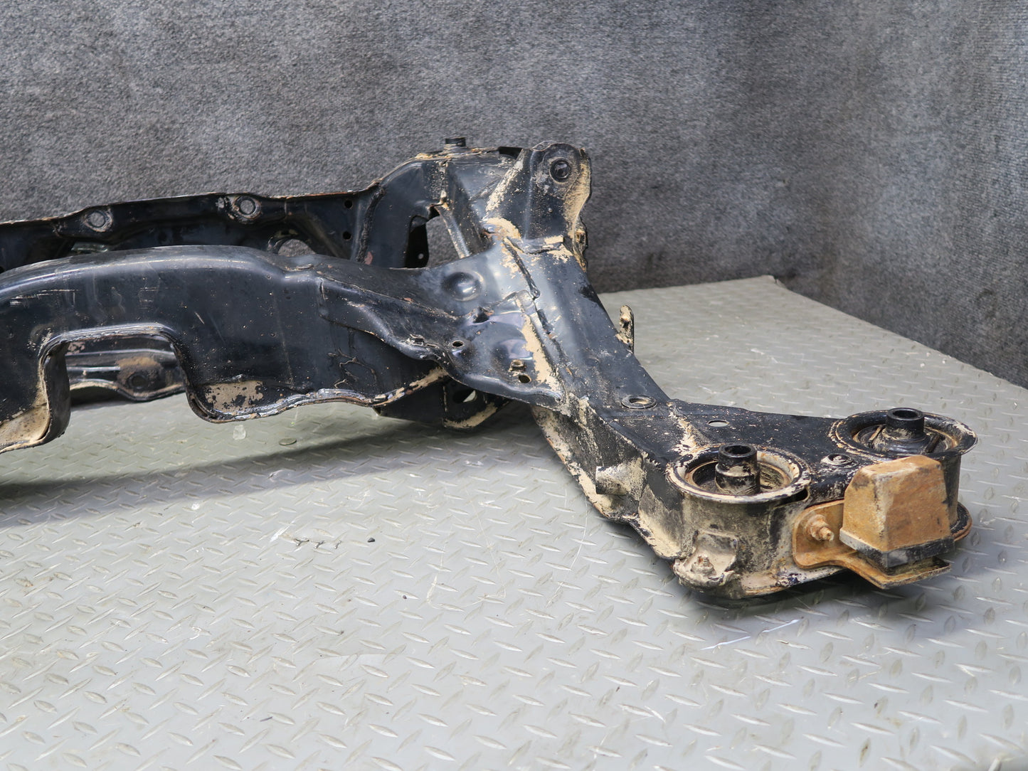 86-92 Toyota Supra MK3 MA70L Rear Suspension Subframe Crossmember OEM